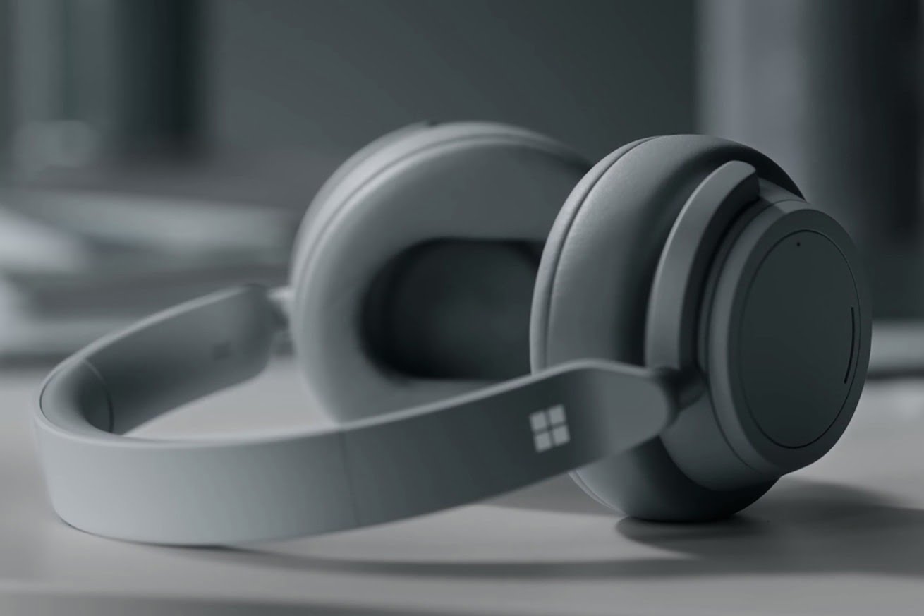 Microsoft announces noise-canceling Surface Headphones