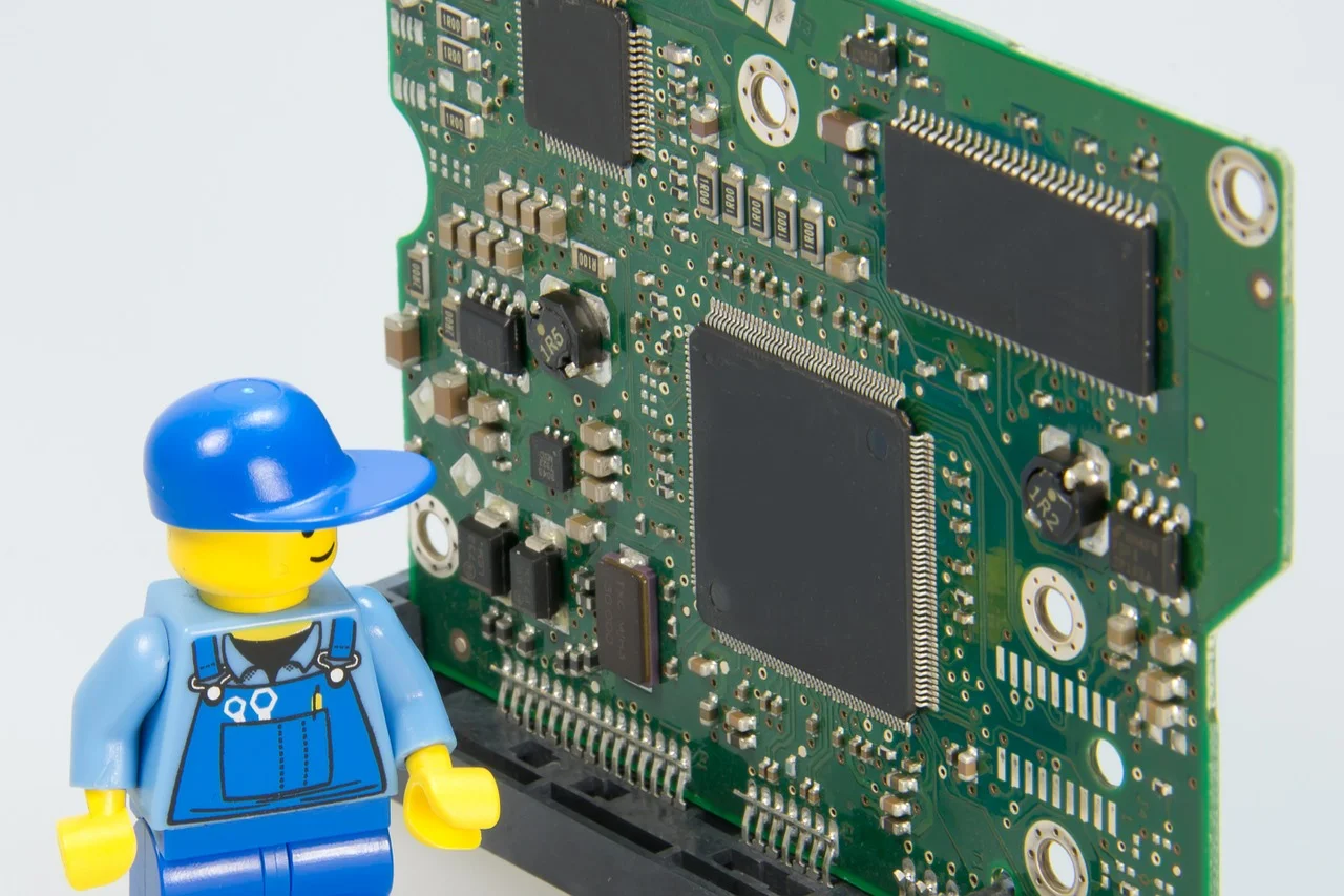 PCB 