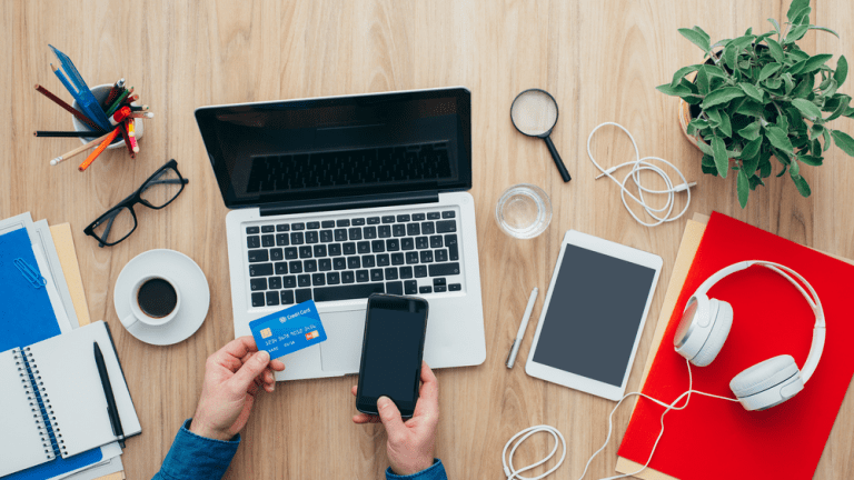 Tips to Build An Awesome E-commerce Mobile App