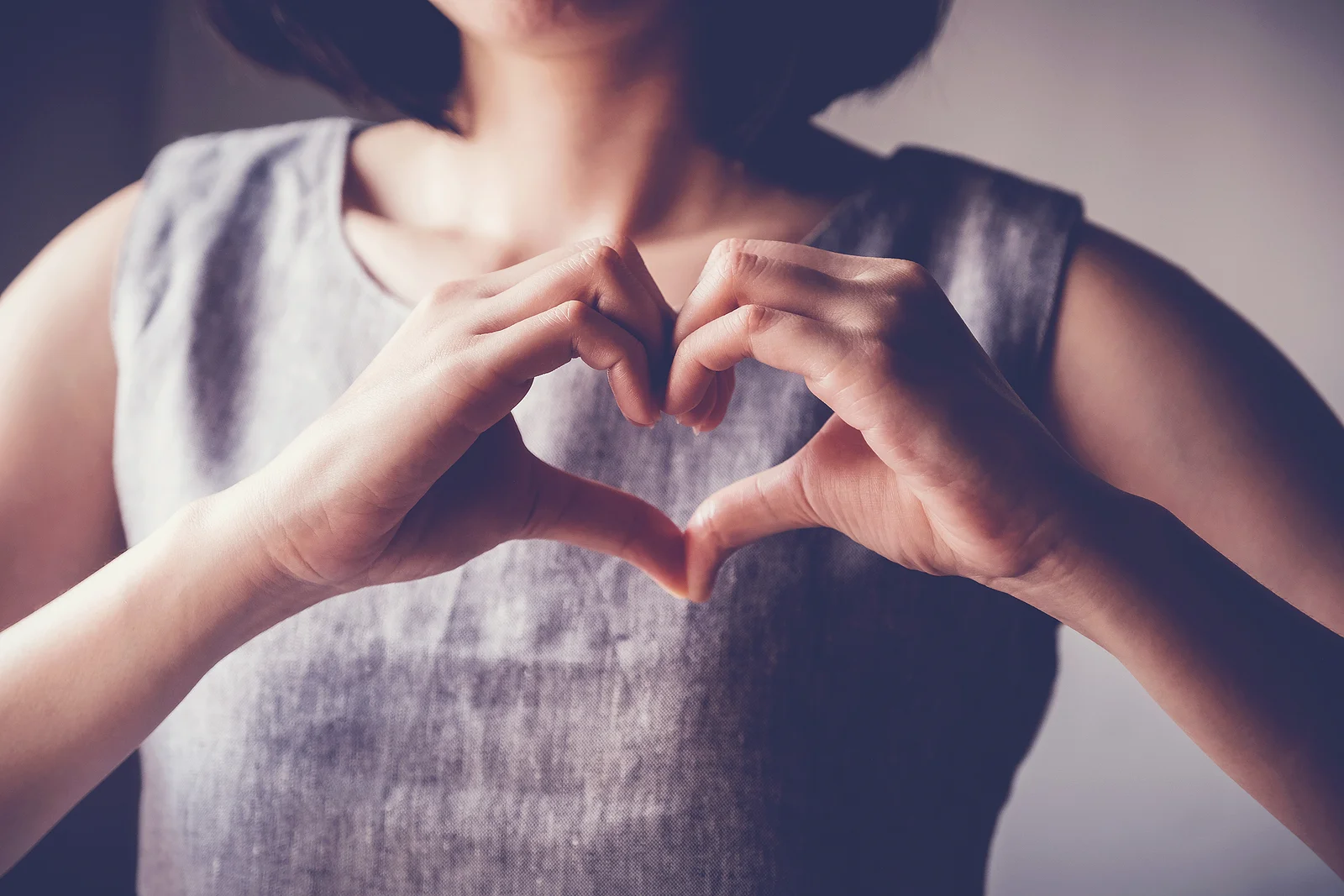 How to Donate to Charities Using Twitter and Instagram
